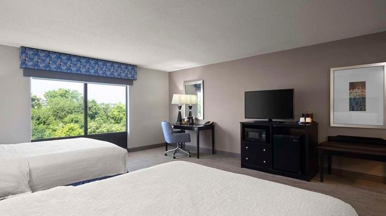 Hampton Inn & Suites Arundel Mills/BWI Room