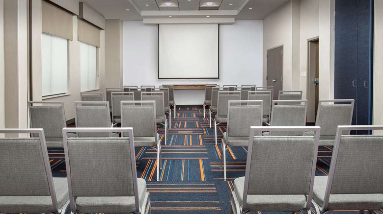 <b>Hampton Inn Baltimore-Camden Yards Meeting</b>. Images powered by <a href="https://iceportal.shijigroup.com/" title="IcePortal" target="_blank">IcePortal</a>.