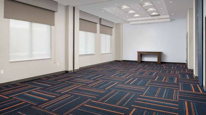 <b>Hampton Inn Baltimore-Camden Yards Meeting</b>. Images powered by <a href="https://iceportal.shijigroup.com/" title="IcePortal" target="_blank">IcePortal</a>.