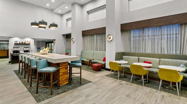 Hampton Inn & Suites-Baltimore/Woodlawn Restaurant