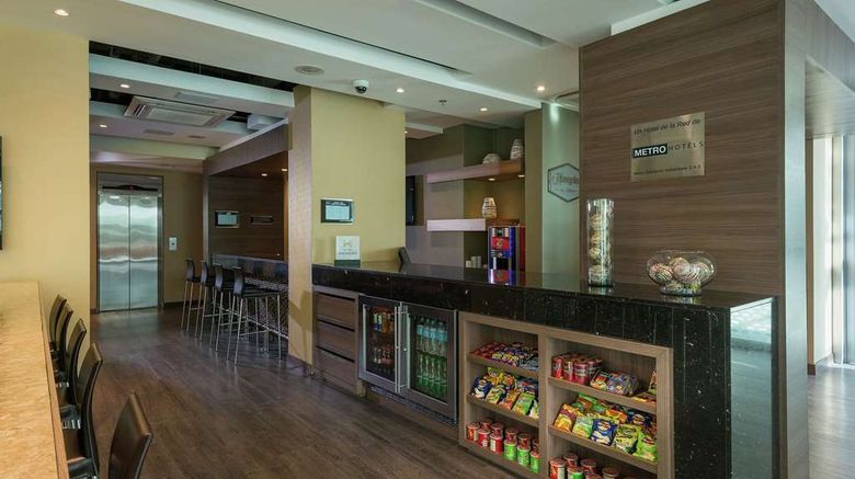 <b>Hampton by Hilton Barranquilla Restaurant</b>. Images powered by <a href="https://iceportal.shijigroup.com/" title="IcePortal" target="_blank">IcePortal</a>.