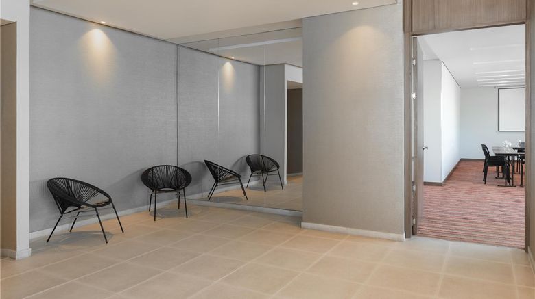 <b>Hampton by Hilton Barranquilla Meeting</b>. Images powered by <a href="https://iceportal.shijigroup.com/" title="IcePortal" target="_blank">IcePortal</a>.