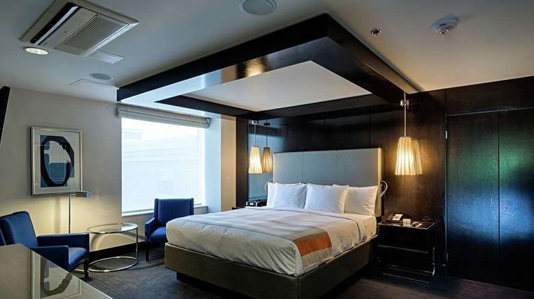 <b>DoubleTree by Hilton - Bristol Room</b>. Images powered by <a href="https://iceportal.shijigroup.com/" title="IcePortal" target="_blank">IcePortal</a>.