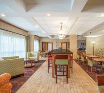 Spark by Hilton Bardstown Lobby