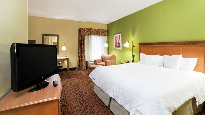 <b>Spark by Hilton Bardstown Room</b>. Images powered by <a href="https://iceportal.shijigroup.com/" title="IcePortal" target="_blank">IcePortal</a>.