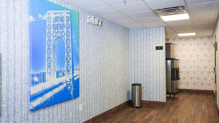Hampton Inn Bordentown Other