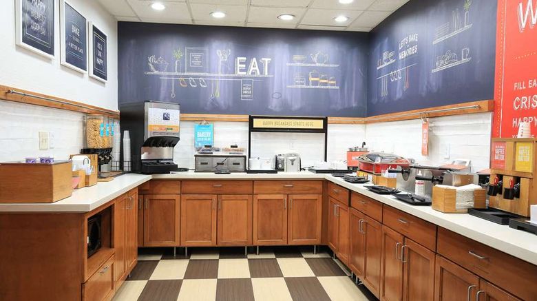 <b>Hampton Inn Bordentown Restaurant</b>. Images powered by <a href="https://iceportal.shijigroup.com/" title="IcePortal" target="_blank">IcePortal</a>.