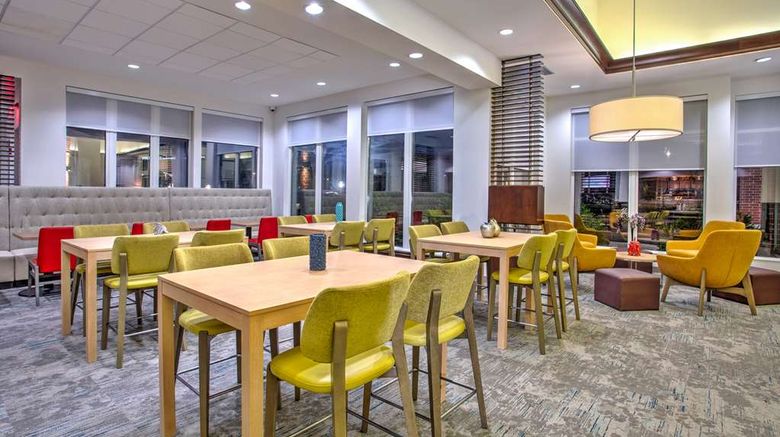 <b>Hilton Garden Inn Benton Harbor Restaurant</b>. Images powered by <a href="https://iceportal.shijigroup.com/" title="IcePortal" target="_blank">IcePortal</a>.