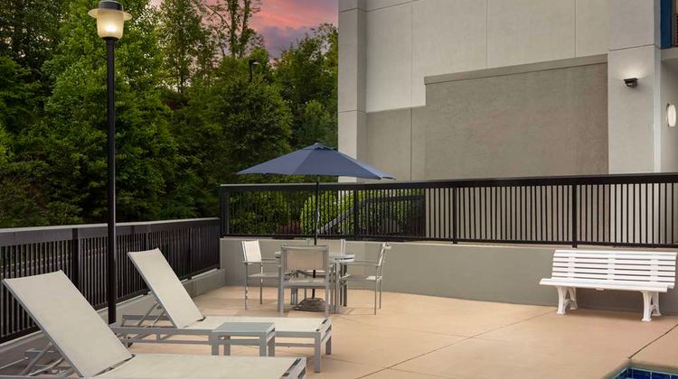 Hampton Inn Beckley Pool