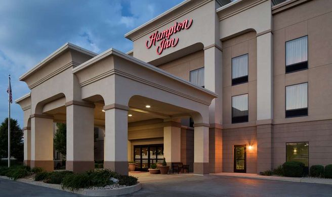 Hampton Inn Belle Vernon Exterior