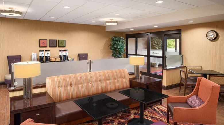 <b>Hampton Inn Belle Vernon Lobby</b>. Images powered by <a href="https://iceportal.shijigroup.com/" title="IcePortal" target="_blank">IcePortal</a>.