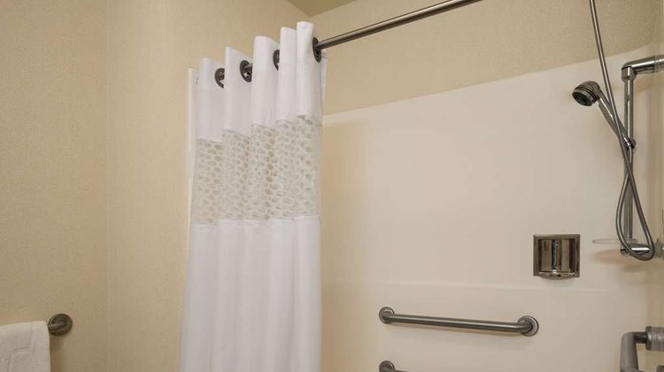 Hampton Inn Belle Vernon Room