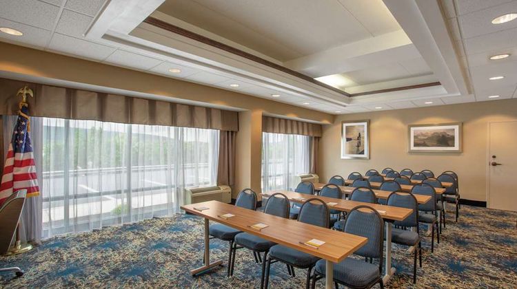 Hampton Inn Bedford Meeting