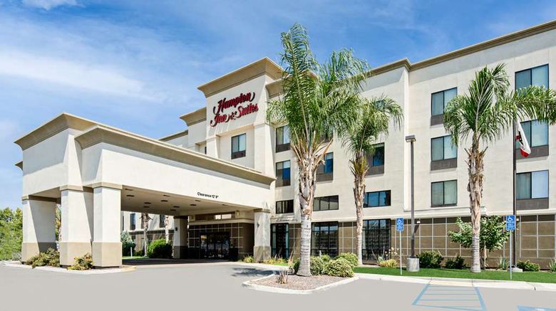 Hampton Inn  and  Suites Bakersfield/Hwy 58 Exterior. Images powered by <a href="https://iceportal.shijigroup.com" target="_blank" rel="noopener">Ice Portal</a>.