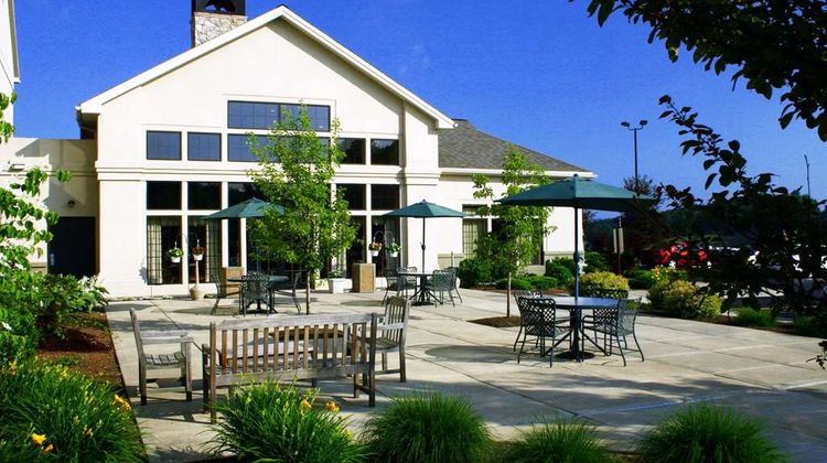 Hampton Inn & Suites Vestal Exterior