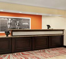 Hampton Inn Binghamton Lobby