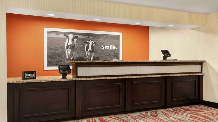 Hampton Inn Binghamton Lobby