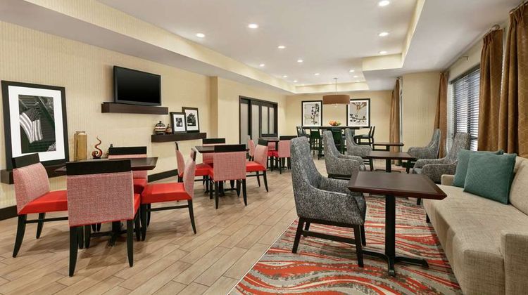 Hampton Inn Binghamton Lobby