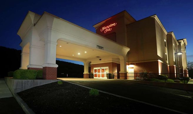 Hampton Inn Owego Exterior