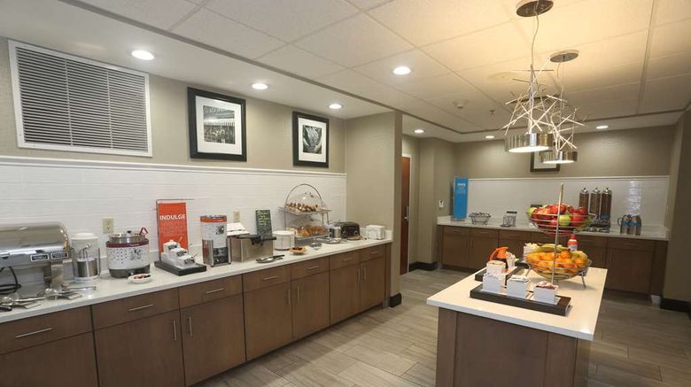 <b>Hampton Inn Owego Restaurant</b>. Images powered by <a href="https://iceportal.shijigroup.com/" title="IcePortal" target="_blank">IcePortal</a>.