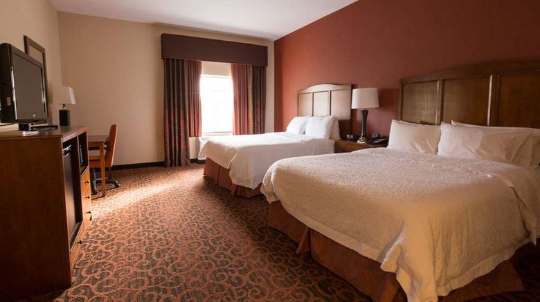 <b>Hampton Inn Bangor Room</b>. Images powered by <a href="https://iceportal.shijigroup.com/" title="IcePortal" target="_blank">IcePortal</a>.