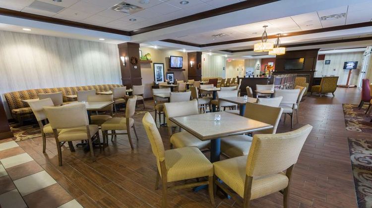 Hampton Inn Bangor Lobby