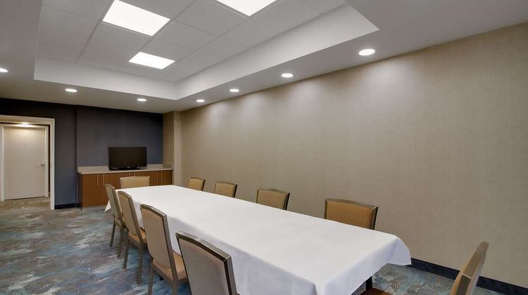 Hampton Inn Birmingham-Colonnade Meeting
