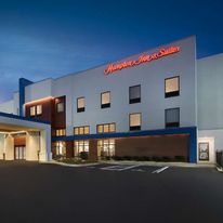 Hampton Inn & Suites Pelham I-65