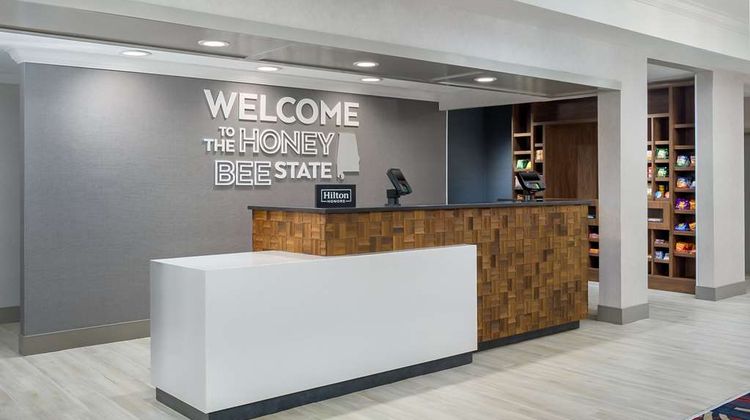 Hampton Inn & Suites Pelham I-65 Lobby