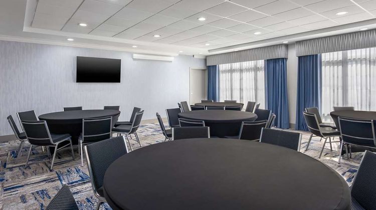 Hampton Inn & Suites Pelham I-65 Meeting