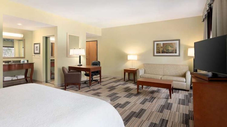 Hampton Inn & Suites East Irondale Room