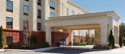 Hampton Inn & Suites East Irondale Exterior