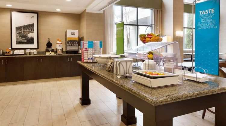 Hampton Inn & Suites East Irondale Restaurant
