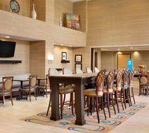 Hampton Inn & Suites East Irondale Lobby