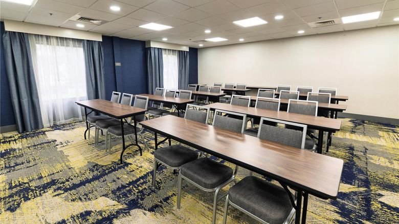 <b>Hampton Inn Jasper Meeting</b>. Images powered by <a href="https://iceportal.shijigroup.com/" title="IcePortal" target="_blank">IcePortal</a>.