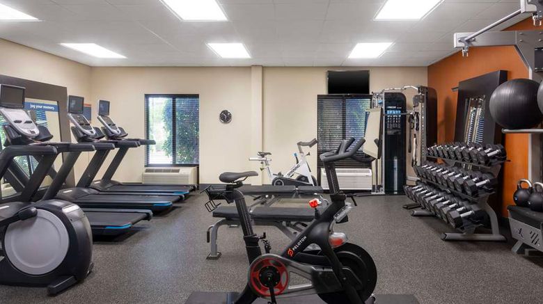 <b>Hampton Inn & Suites Birmingham Eagle Po Health</b>. Images powered by <a href="https://iceportal.shijigroup.com/" title="IcePortal" target="_blank">IcePortal</a>.