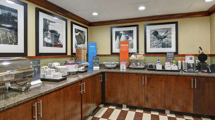 Hampton Inn Mountain Brook Restaurant