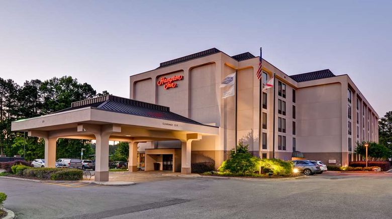 <b>Hampton Inn Mountain Brook Exterior</b>. Images powered by <a href="https://iceportal.shijigroup.com/" title="IcePortal" target="_blank">IcePortal</a>.