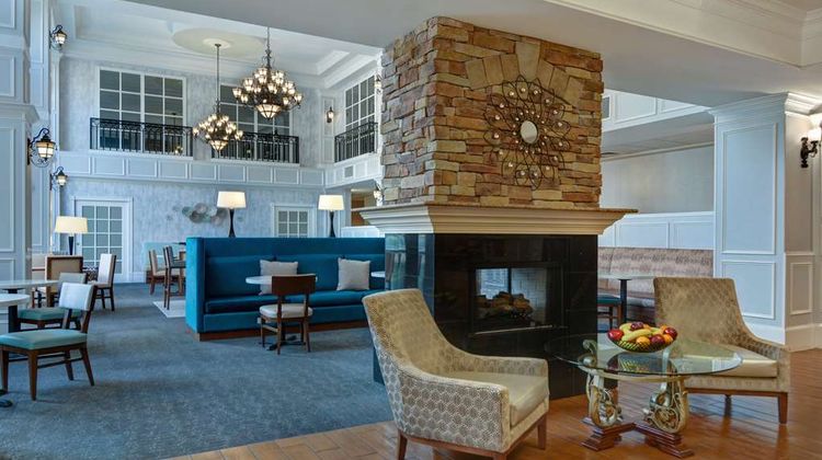 Hampton Inn & Suites Birmingham-Hoover Lobby