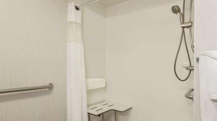 Hampton Inn Trussville Room