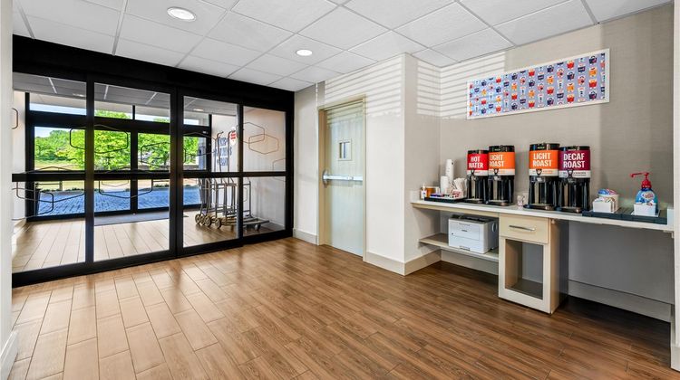 Hampton Inn Trussville Lobby