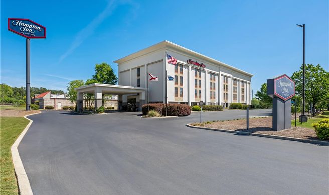 Hampton Inn Trussville Exterior