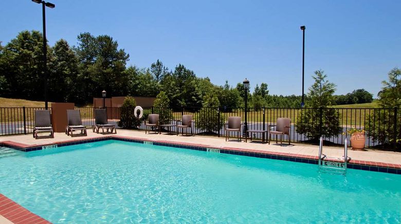 <b>Hampton Inn Winfield Pool</b>. Images powered by <a href="https://iceportal.shijigroup.com/" title="IcePortal" target="_blank">IcePortal</a>.