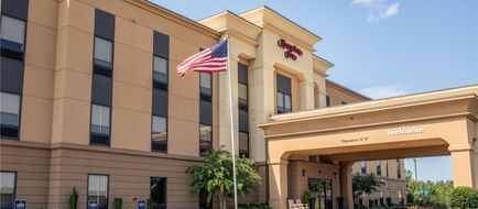 Hampton Inn Winfield Exterior