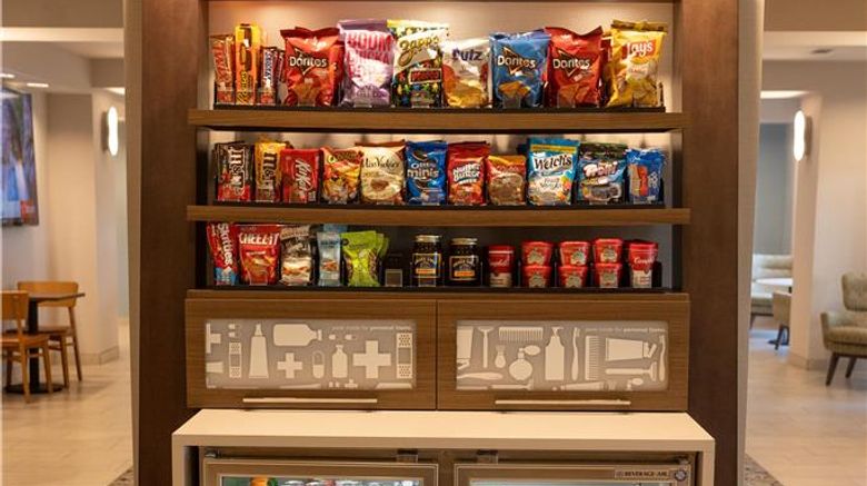<b>Hampton Inn Winfield Restaurant</b>. Images powered by <a href="https://iceportal.shijigroup.com/" title="IcePortal" target="_blank">IcePortal</a>.
