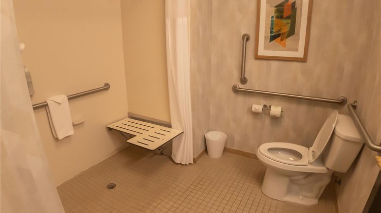 Hampton Inn Winfield Room