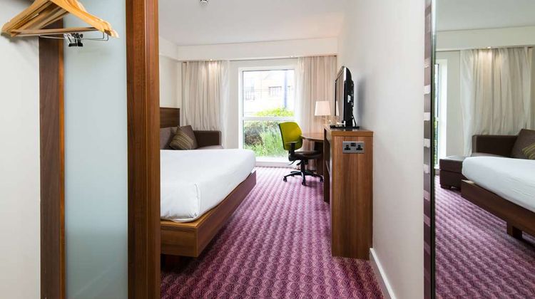 Hampton by Hilton Birmingham Jewellery Room