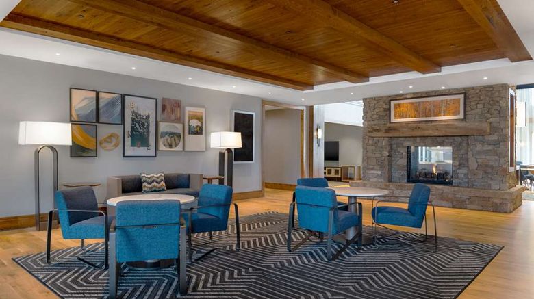 <b>Homewood Suites by Hilton, Billings Lobby</b>. Images powered by <a href="https://iceportal.shijigroup.com/" title="IcePortal" target="_blank">IcePortal</a>.