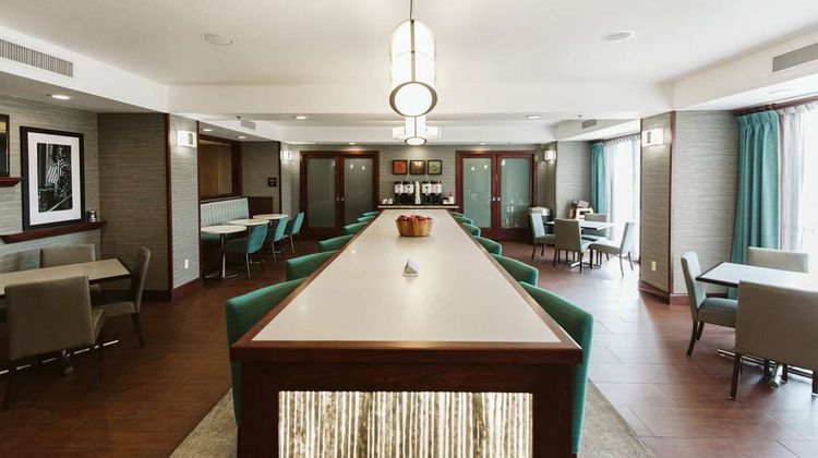 Hampton Inn Bismarck Restaurant