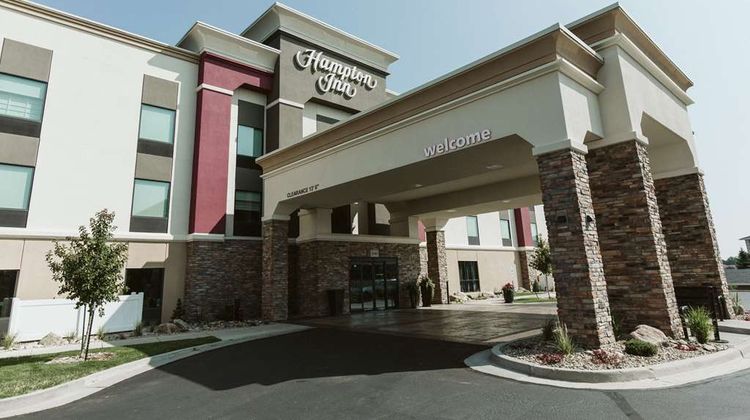 Hampton Inn Bismarck Exterior
